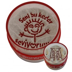 Kumdan Hediye - "Seni Bu Kadar Seviyorum"